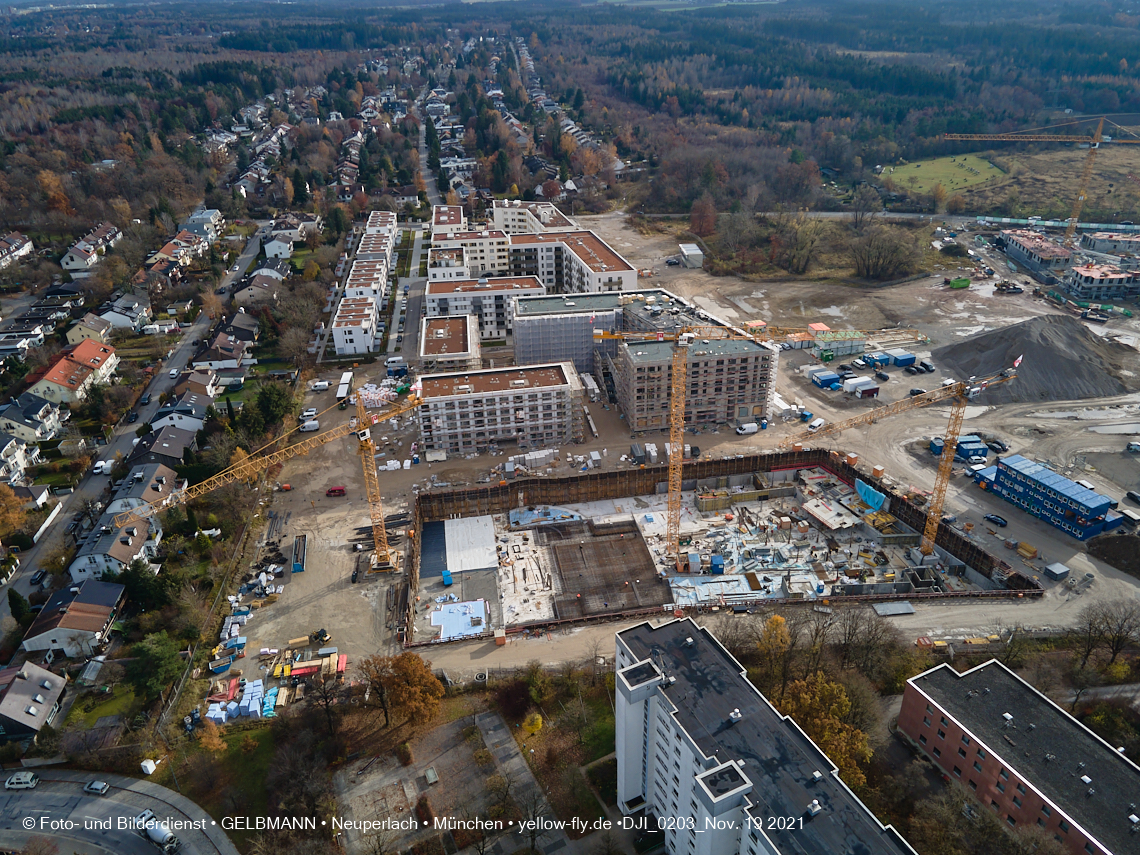 19.11.2021 - Luftbilder von der Baustelle Alexisquartier und Pandion Verde in Neuperlach